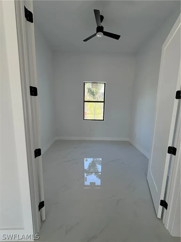 6186 Everglades Boulevard N Naples FL 34120