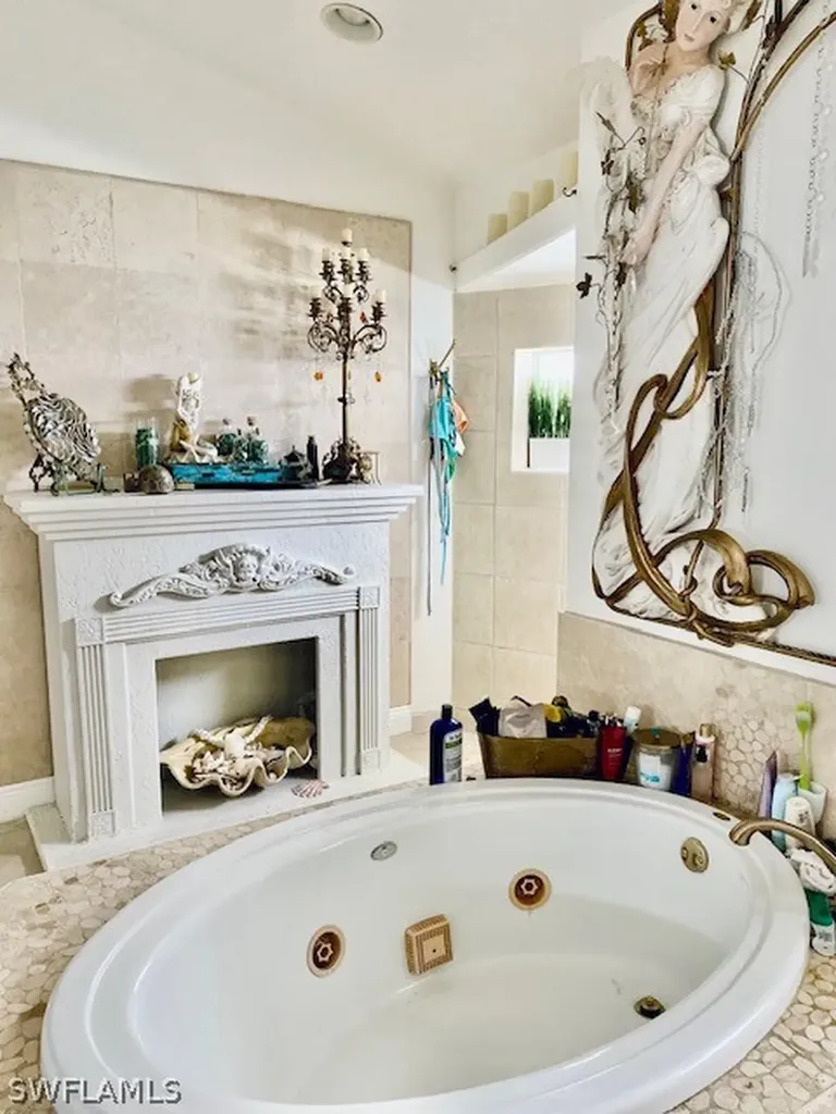 1113 NE 32nd Street Cape Coral FL 33909