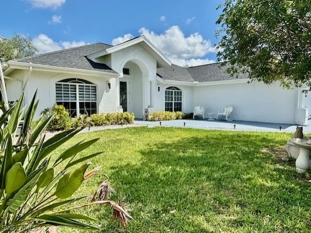 1113 NE 32nd Street Cape Coral FL 33909