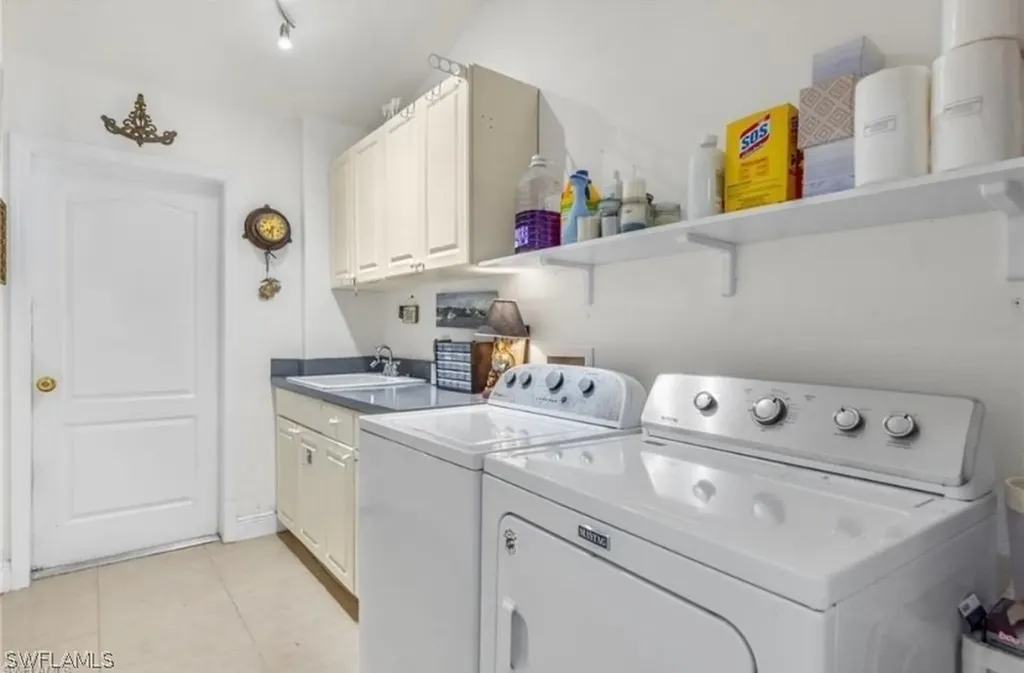 1113 NE 32nd Street Cape Coral FL 33909