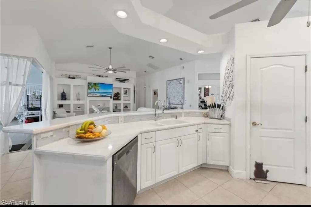 1113 NE 32nd Street Cape Coral FL 33909