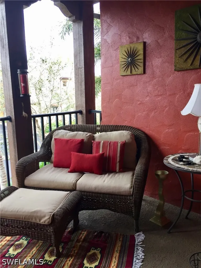 9126 Chula Vista Street Naples FL 34113