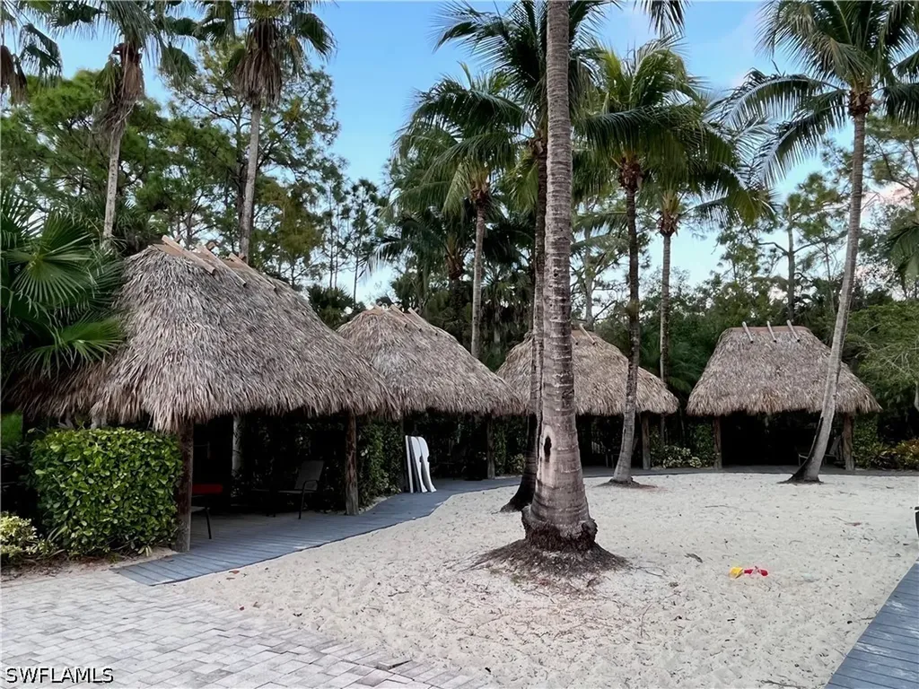 9126 Chula Vista Street Naples FL 34113