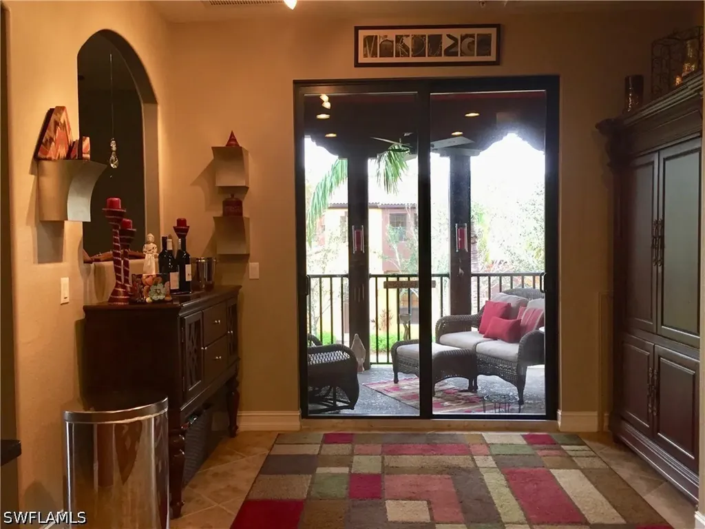 9126 Chula Vista Street Naples FL 34113