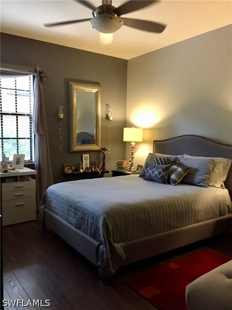 9126 Chula Vista Street Naples FL 34113