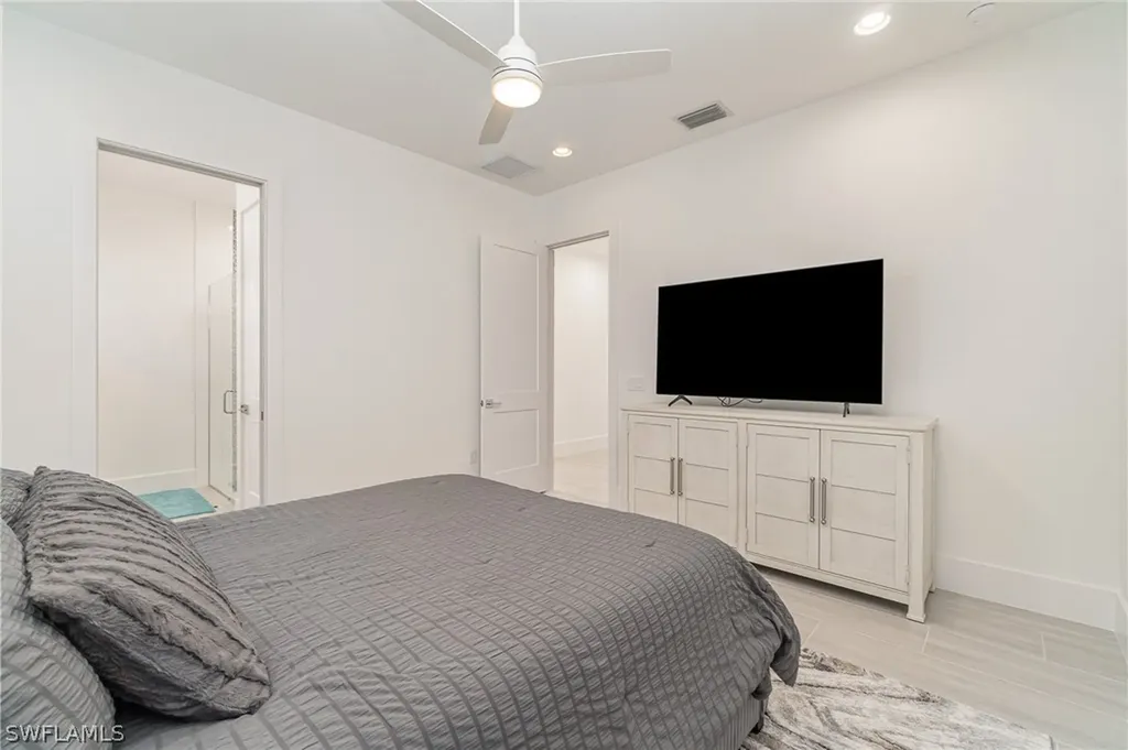 8900 Nevis Way Naples FL 34112