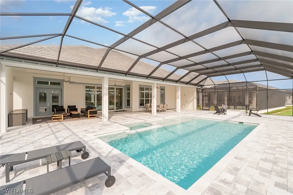 8900 Nevis Way Naples FL 34112