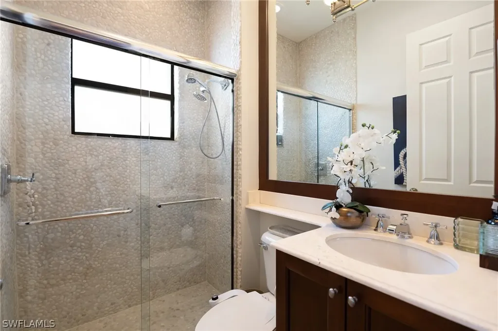 3633 Santaren Court Naples FL 34119