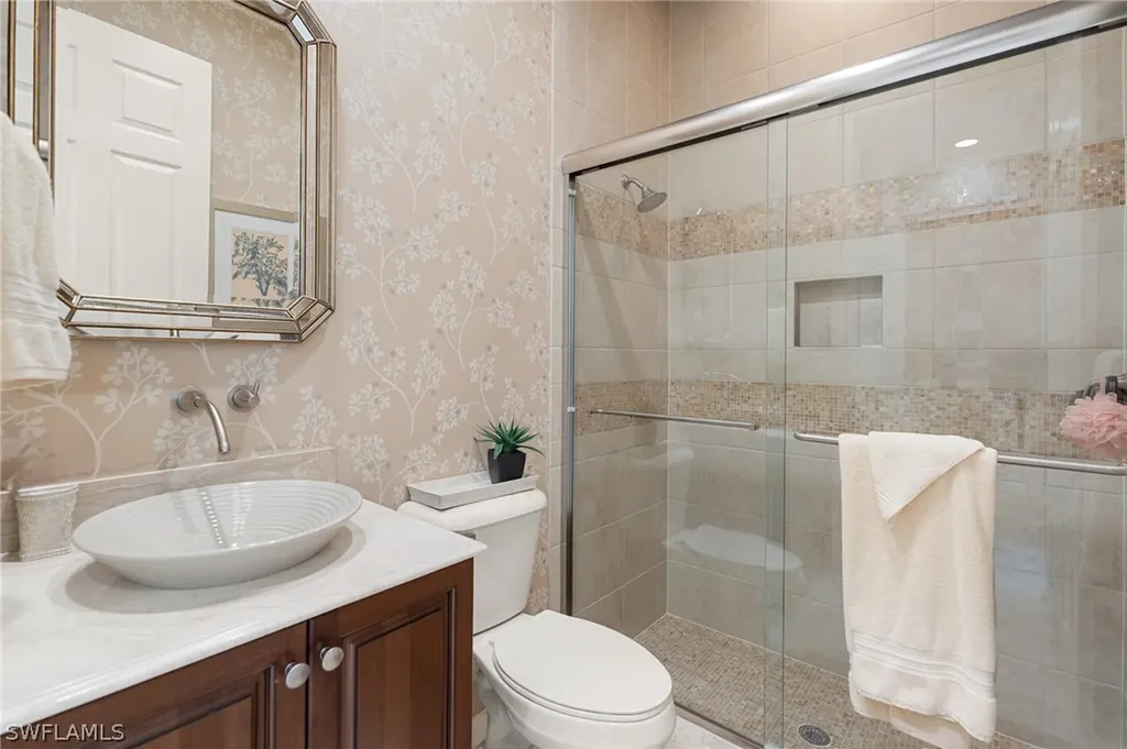 3633 Santaren Court Naples FL 34119