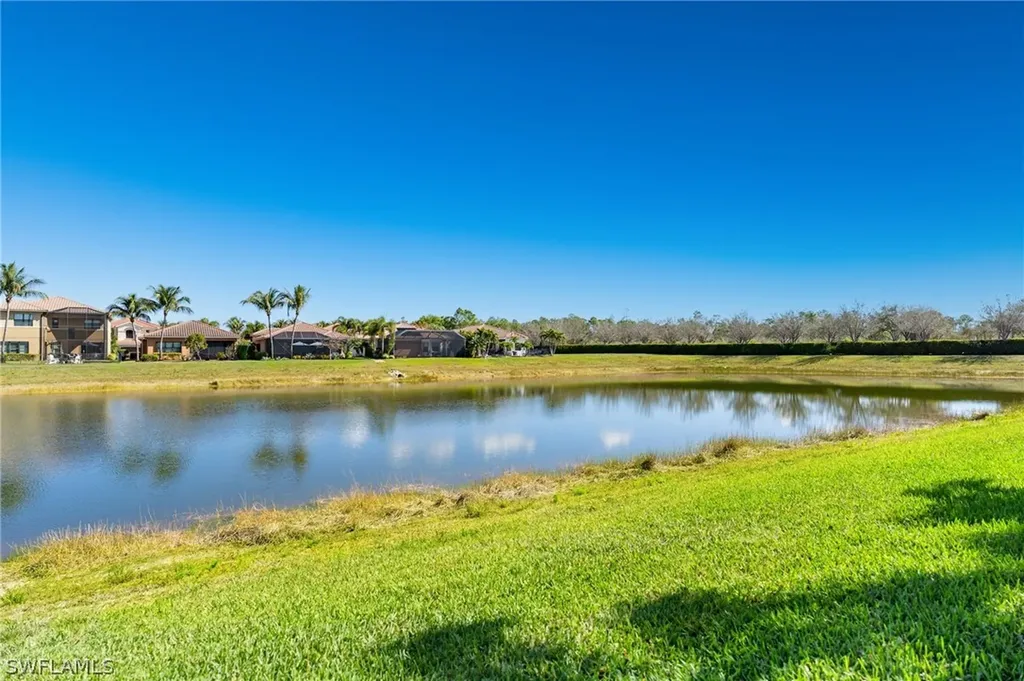 3633 Santaren Court Naples FL 34119