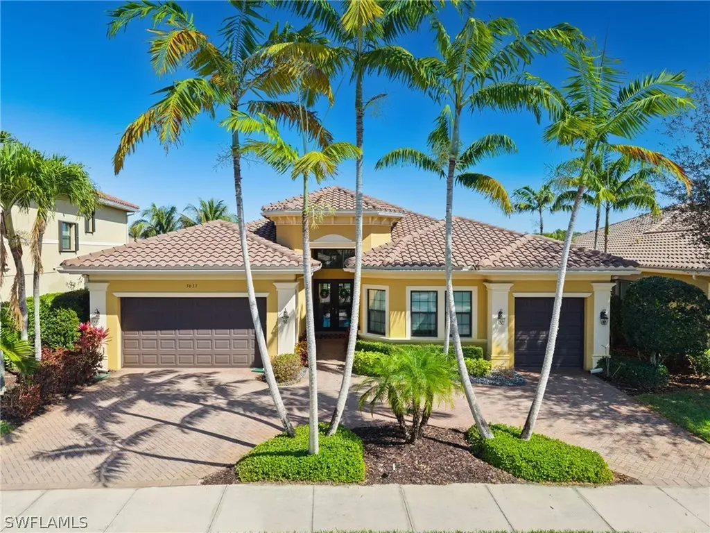 3633 Santaren Court Naples FL 34119