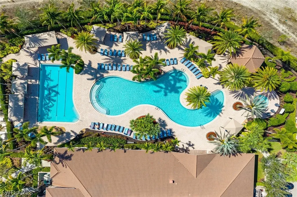 3633 Santaren Court Naples FL 34119