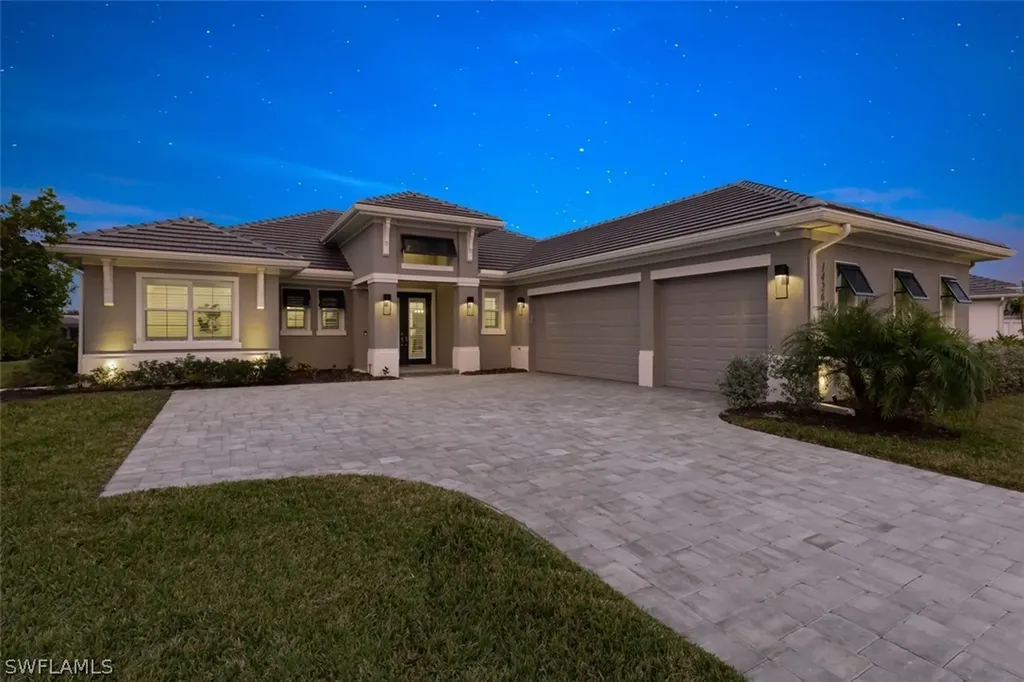 14265 Laguna Springs Lane Naples FL 34114
