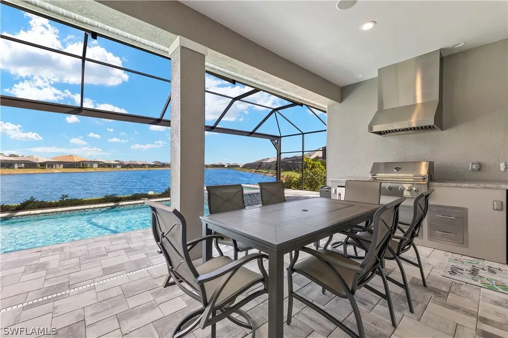 14265 Laguna Springs Lane Naples FL 34114