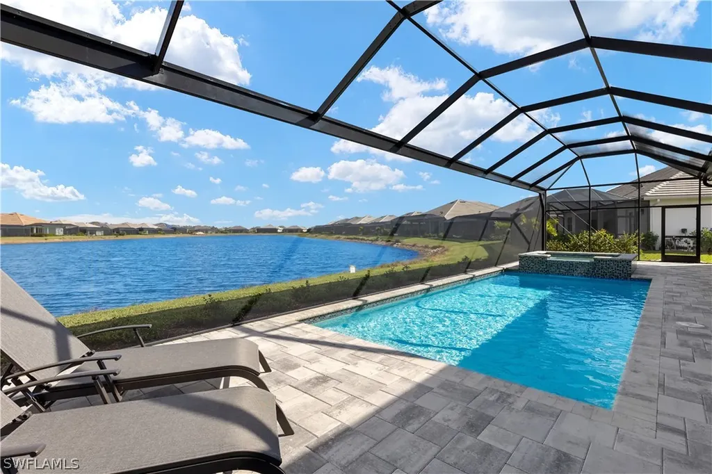 14265 Laguna Springs Lane Naples FL 34114