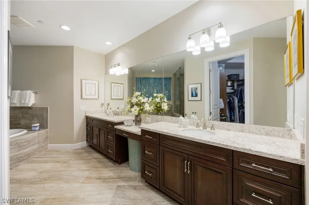 16422 Carrara Way Naples FL 34110