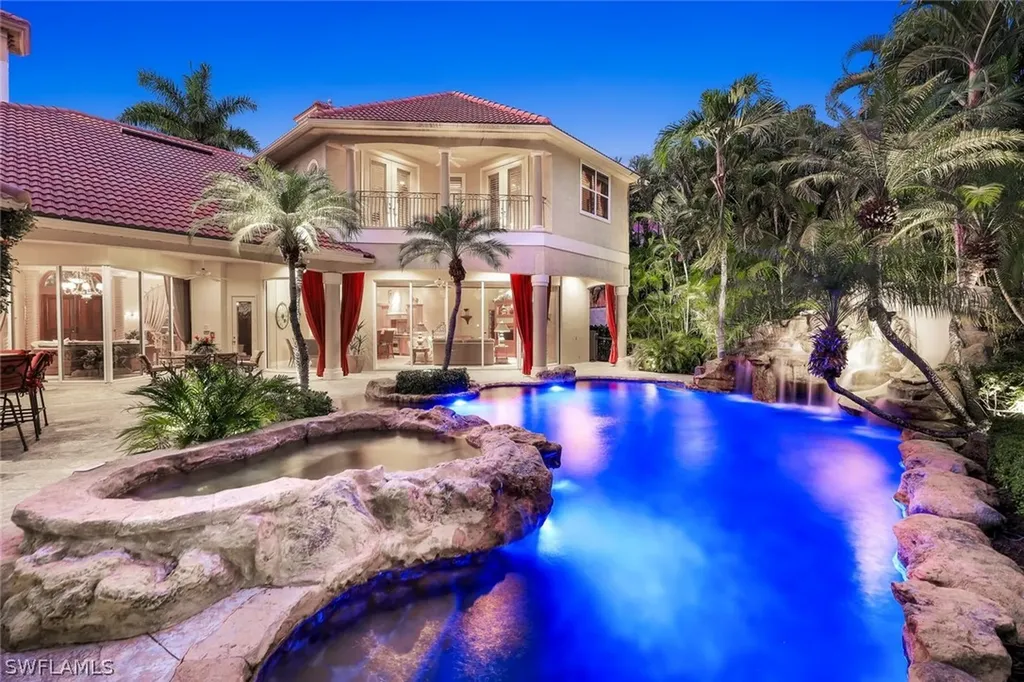 Naples FL, 2350 Cheshire Lane