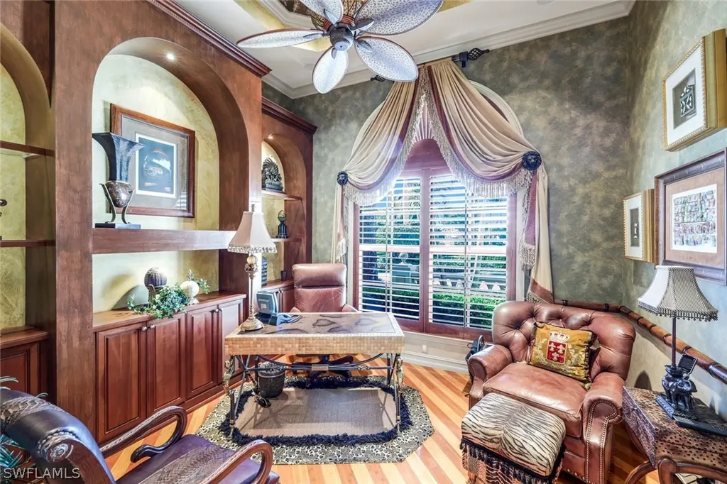 2350 Cheshire Lane Naples FL 34109