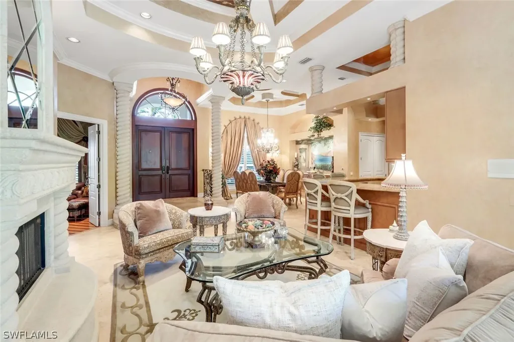 2350 Cheshire Lane Naples FL 34109