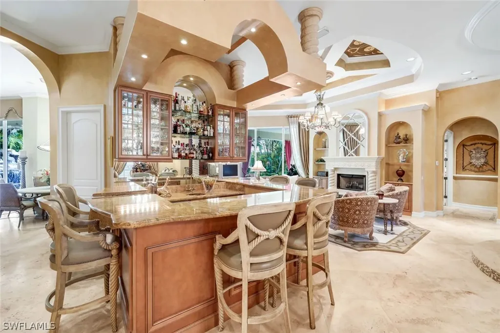 2350 Cheshire Lane Naples FL 34109