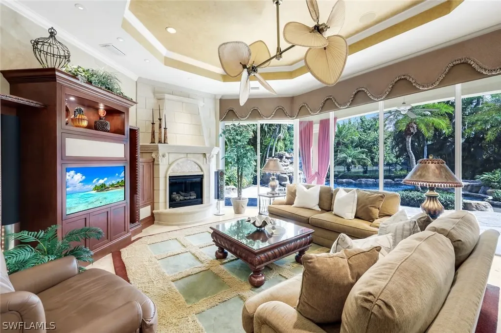 2350 Cheshire Lane Naples FL 34109