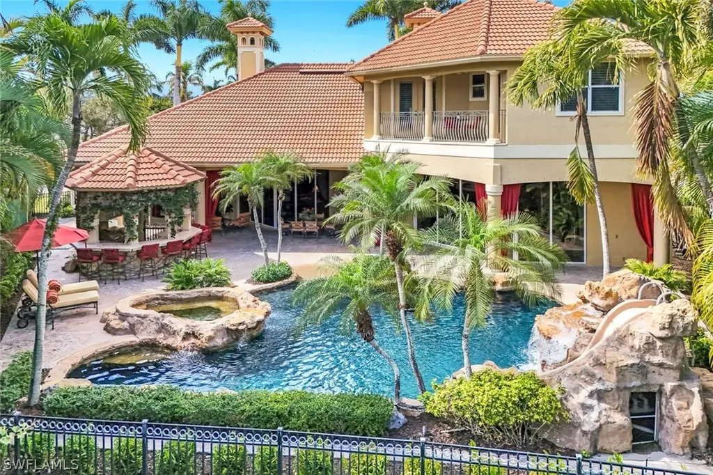 2350 Cheshire Lane Naples FL 34109