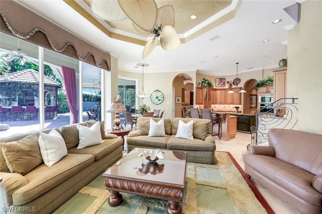 2350 Cheshire Lane Naples FL 34109