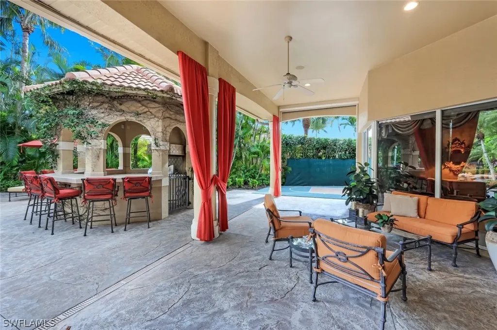 2350 Cheshire Lane Naples FL 34109