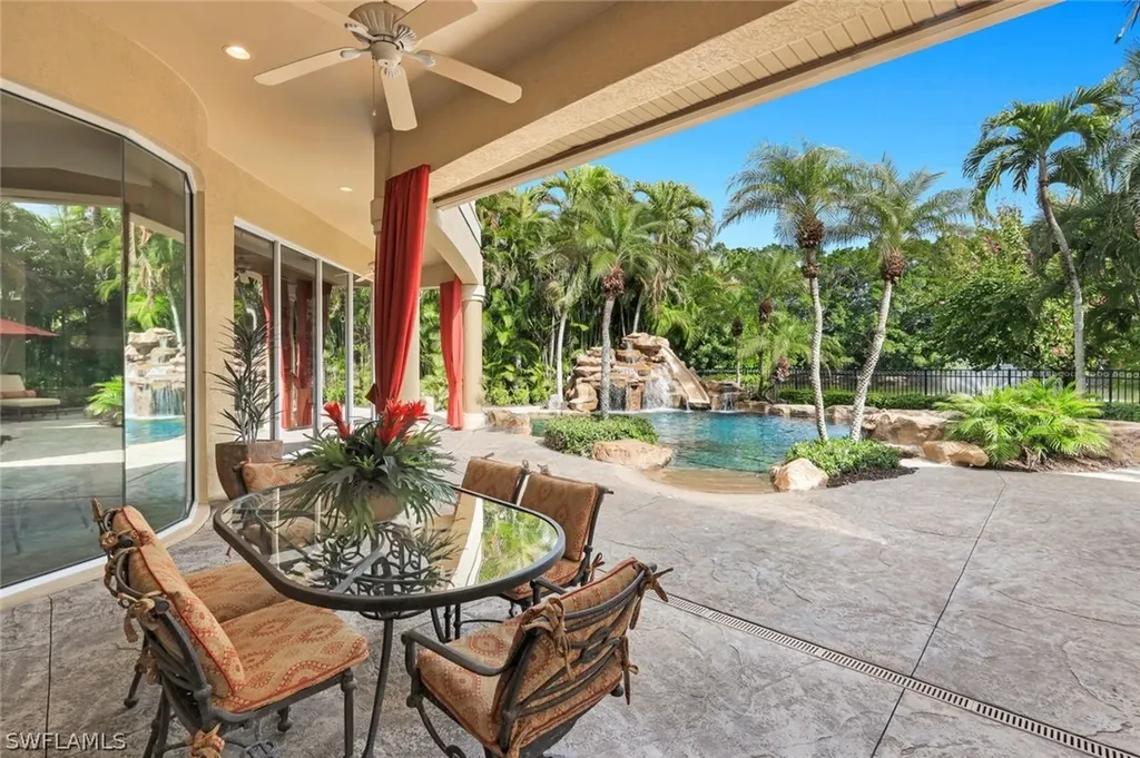 2350 Cheshire Lane Naples FL 34109