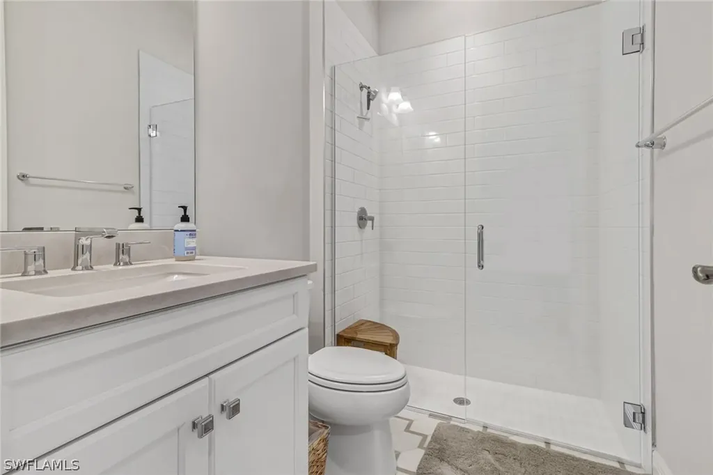 9032 Saint Lucia Drive Naples FL 34114