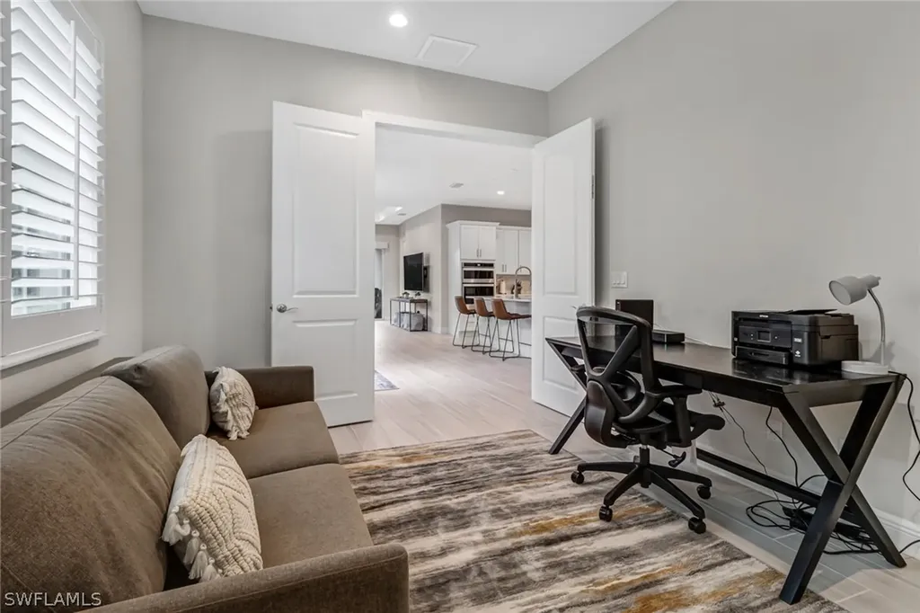 9032 Saint Lucia Drive Naples FL 34114