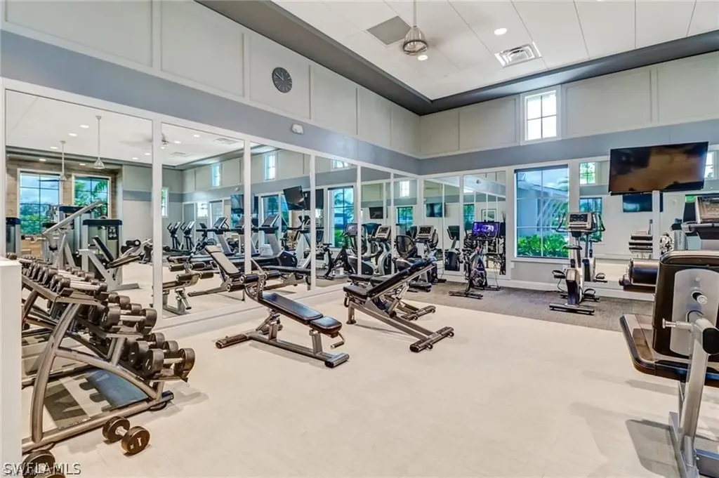 9032 Saint Lucia Drive Naples FL 34114