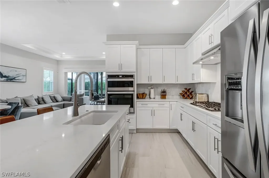 9032 Saint Lucia Drive Naples FL 34114