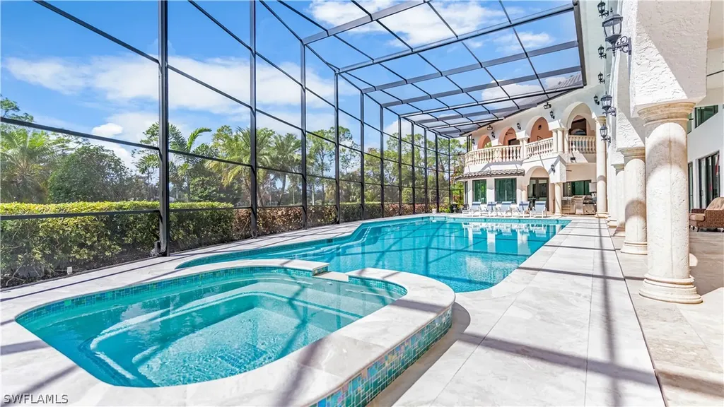 13323 Rosewood Lane Naples FL 34119