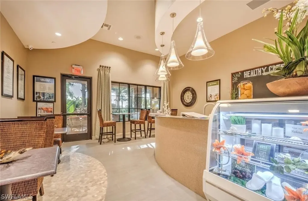 9536 Montelanico Loop Naples FL 34119