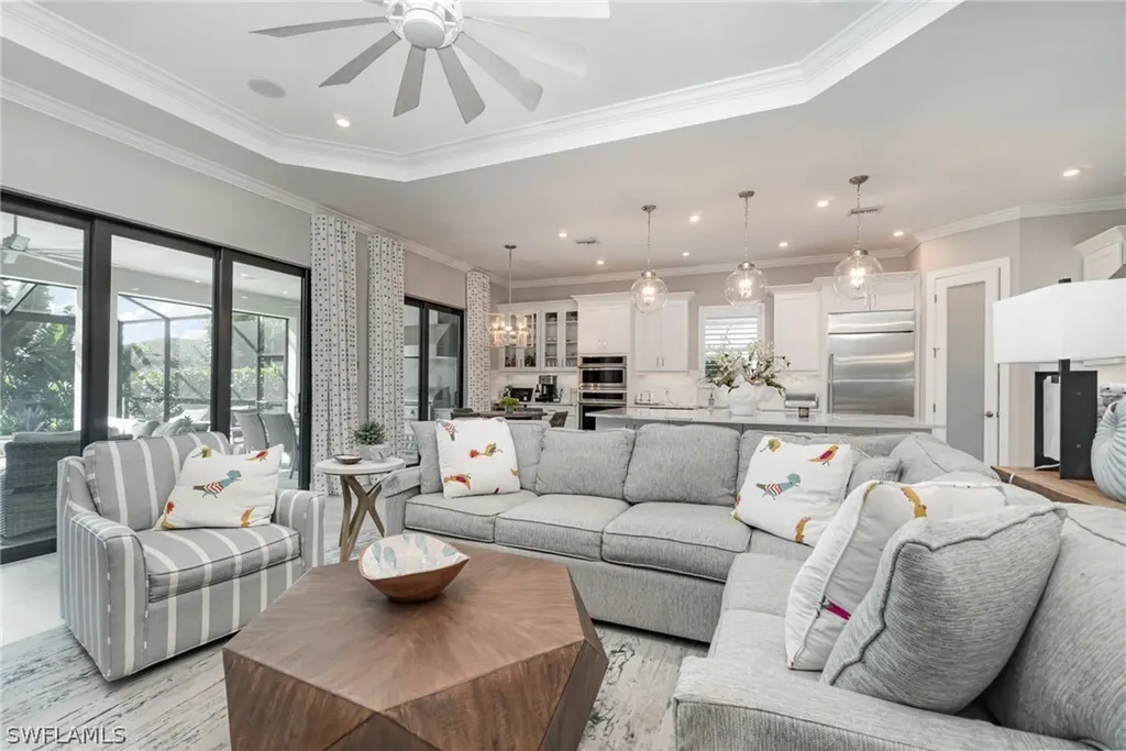 9536 Montelanico Loop Naples FL 34119