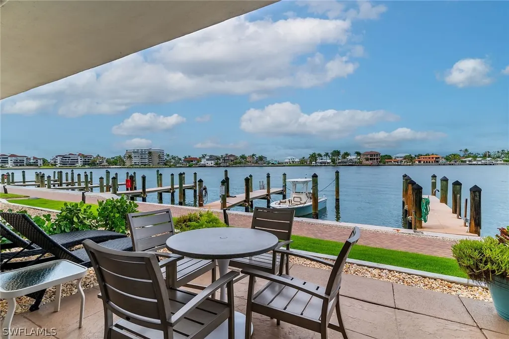 Marco Island FL, 1202 Edington Place, Unit B103