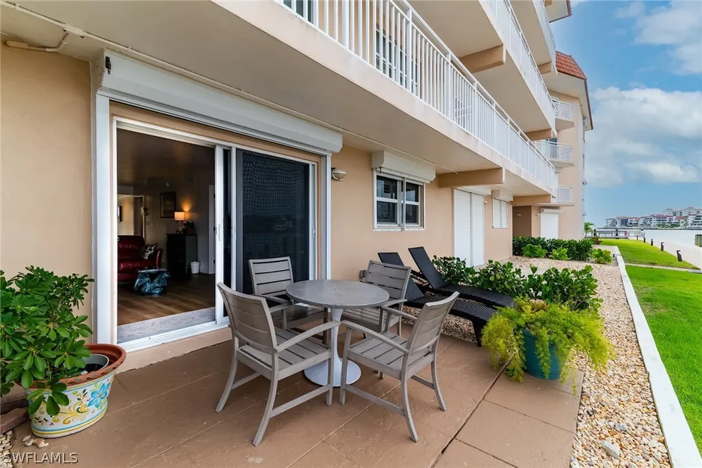 1202 Edington Place Marco Island FL 34145