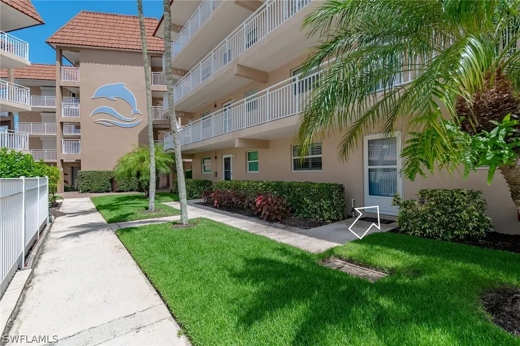 1202 Edington Place Marco Island FL 34145