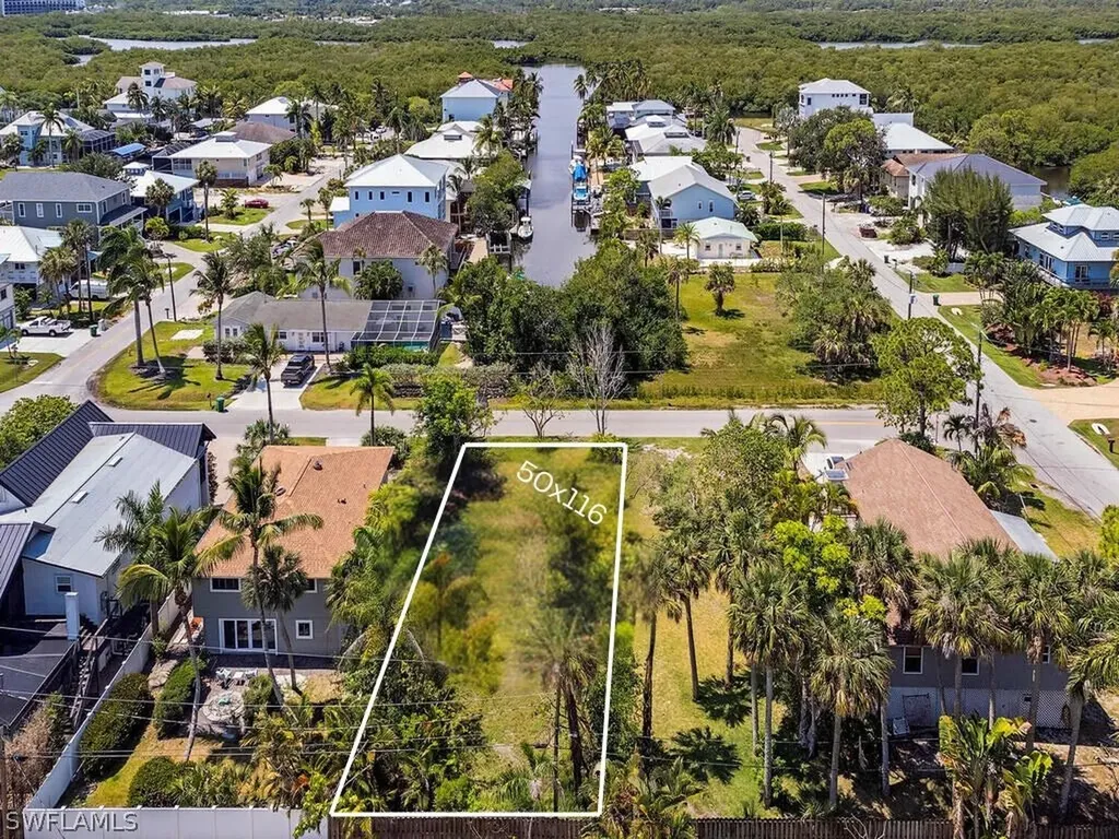 723 Glendale Avenue Naples FL 34110