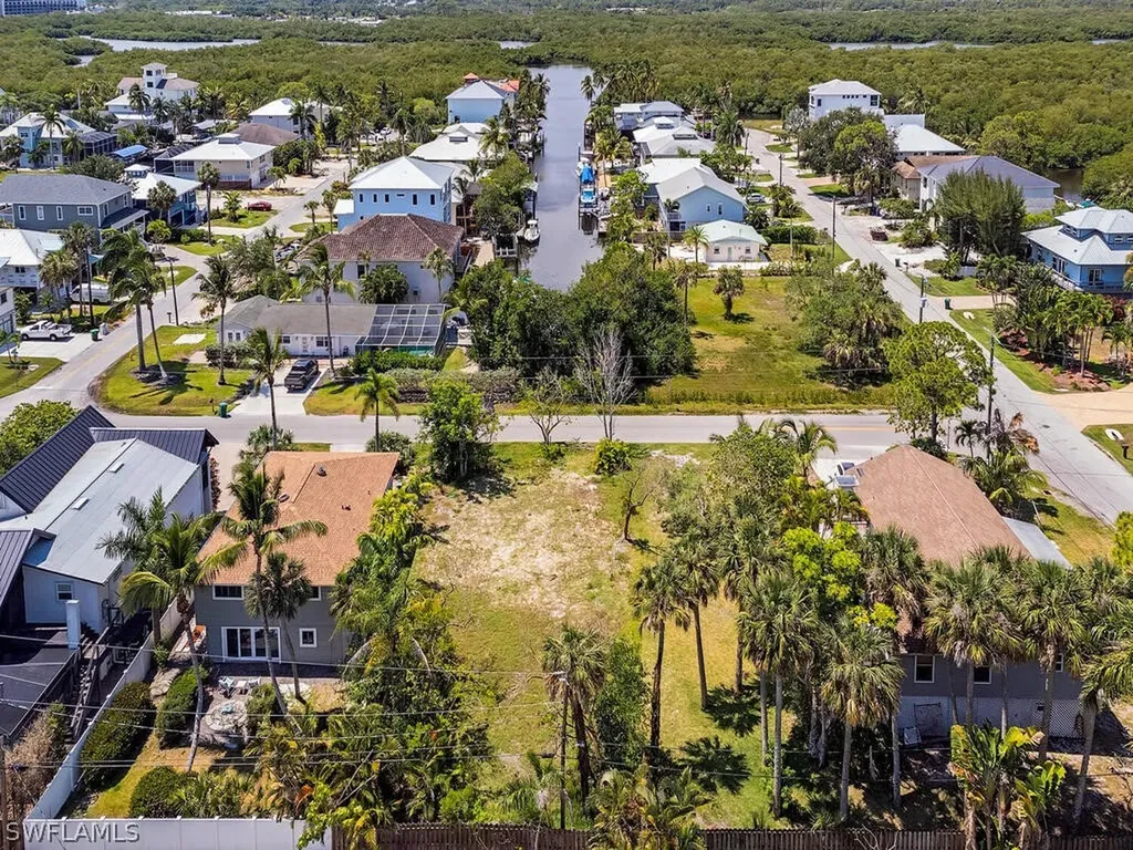723 Glendale Avenue Naples FL 34110