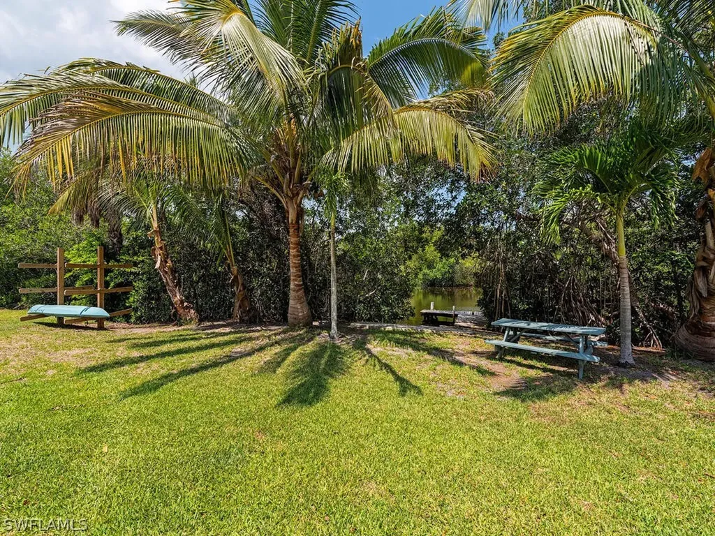 723 Glendale Avenue Naples FL 34110