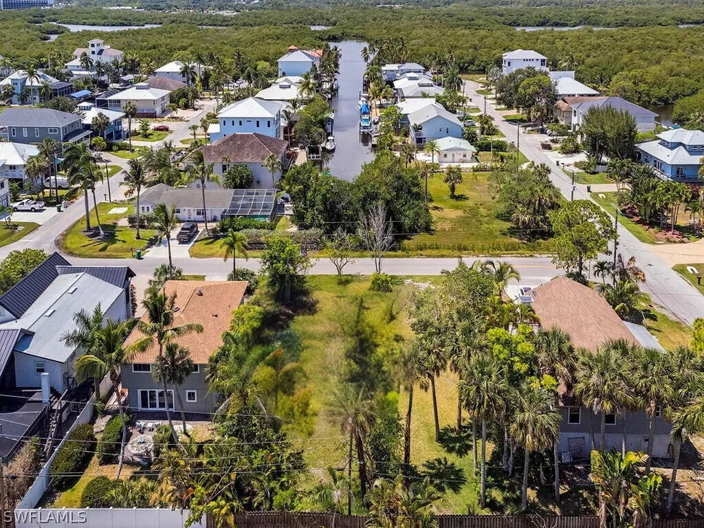 723 Glendale Avenue Naples FL 34110