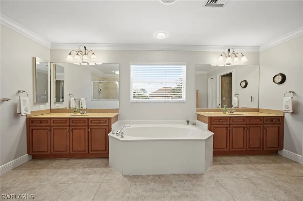 20291 Torre Del Lago Street Estero FL 33928