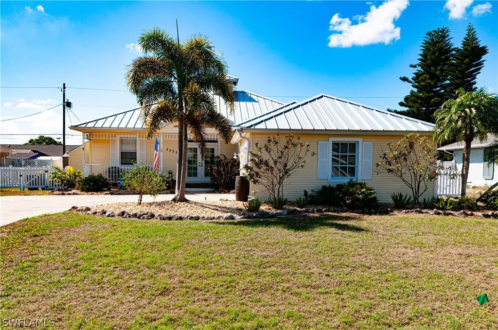 23325 Hartley Avenue Port Charlotte FL 33954