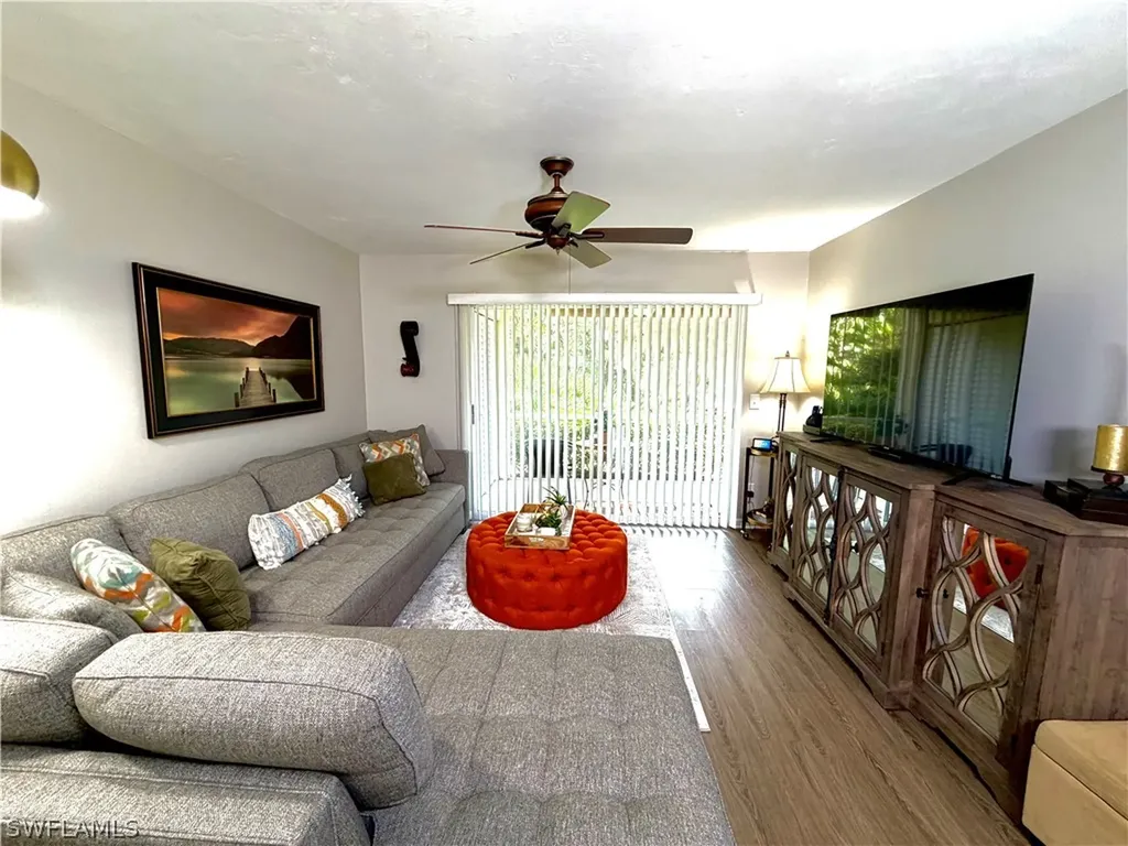 2690 Kings Lake Boulevard Naples FL 34112