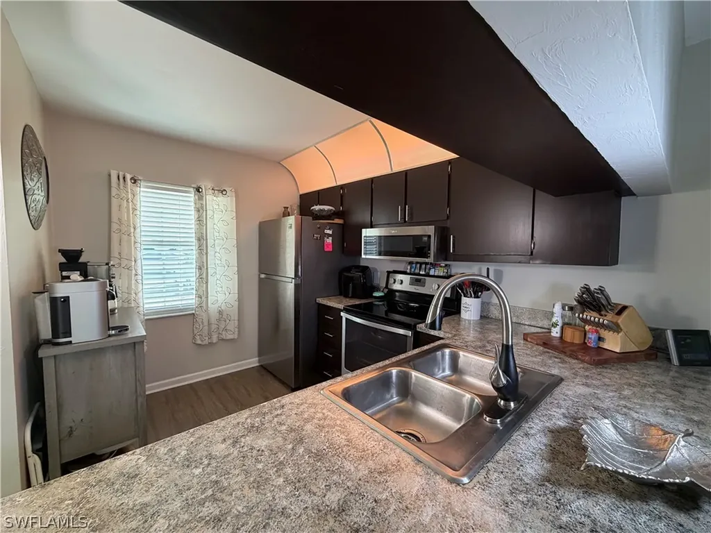 2690 Kings Lake Boulevard Naples FL 34112