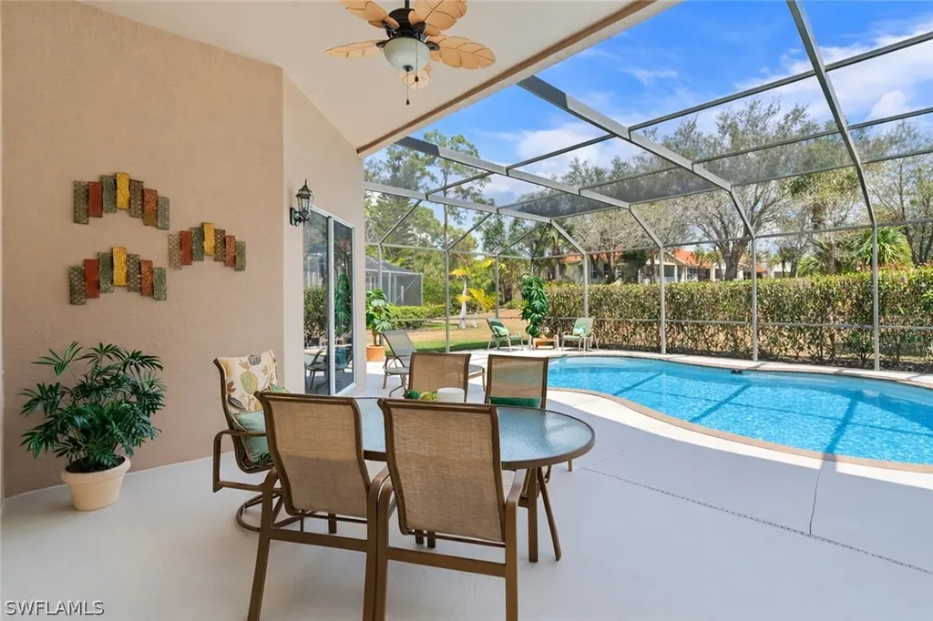4832 Cerromar Drive Naples FL 34112