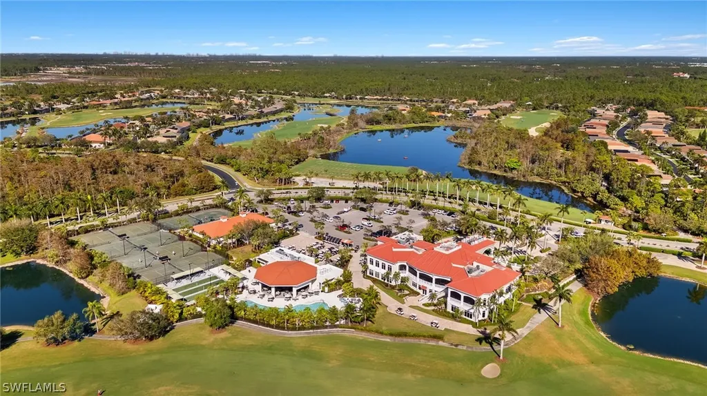 4832 Cerromar Drive Naples FL 34112