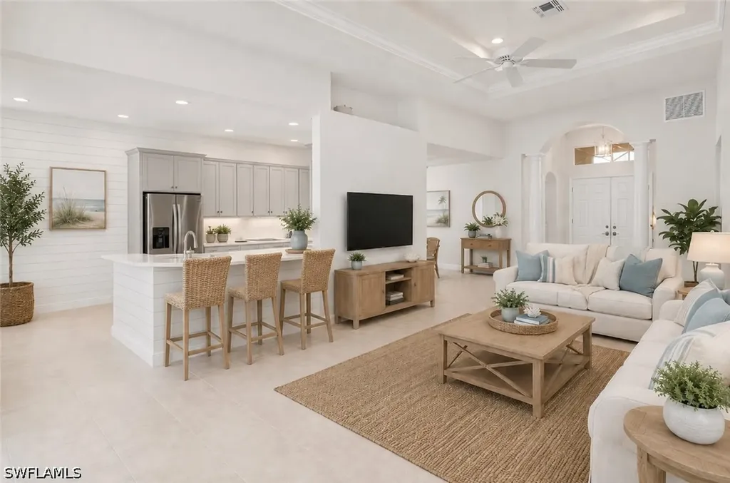 4832 Cerromar Drive Naples FL 34112